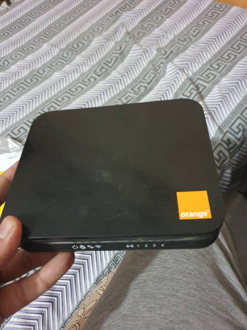 Orange wifi router 0