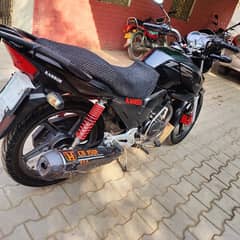 Honda cb 150F Black & Green First owner