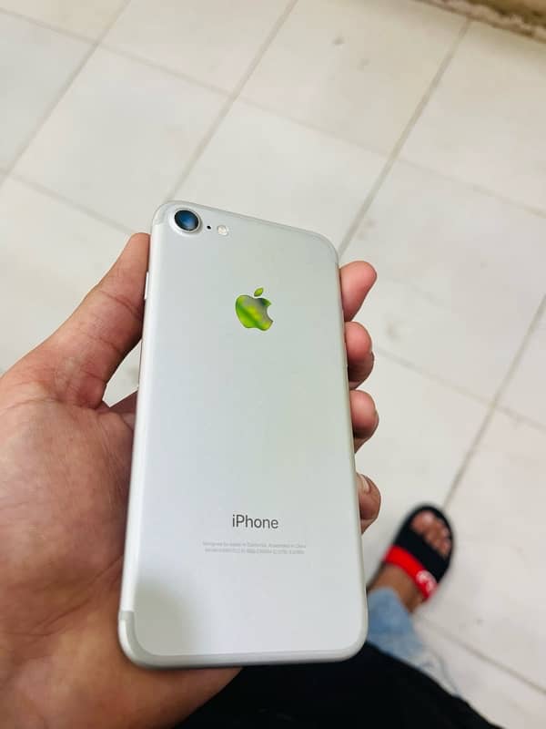 I Phone 7 [256 GB] Official Approved water pack 2