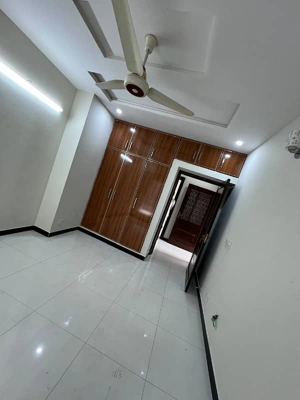 14 Marla ground portion for Rent in G13-3 1