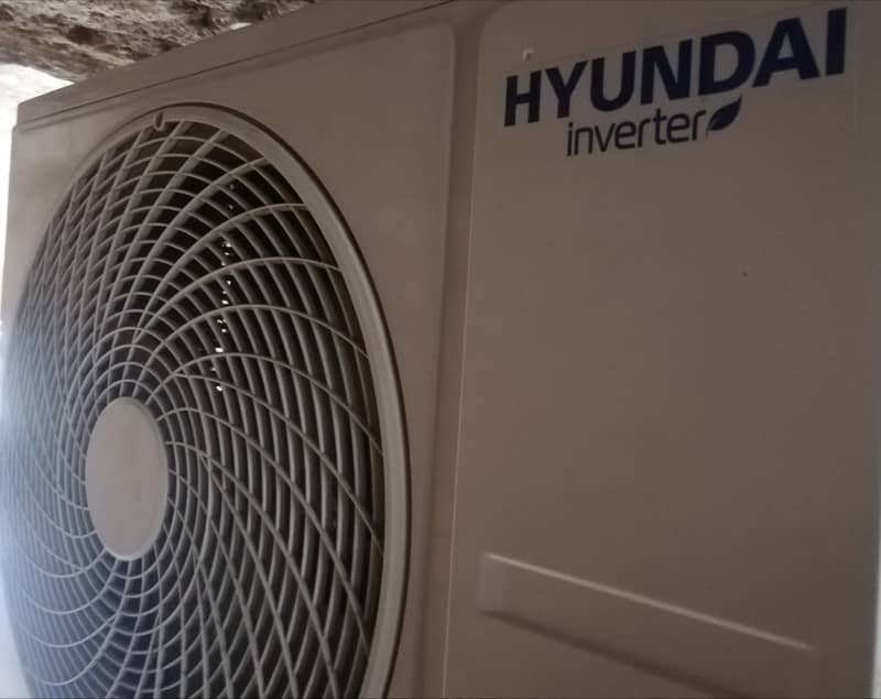 DC Inverter 1.5 Ton HYUNDAI 1