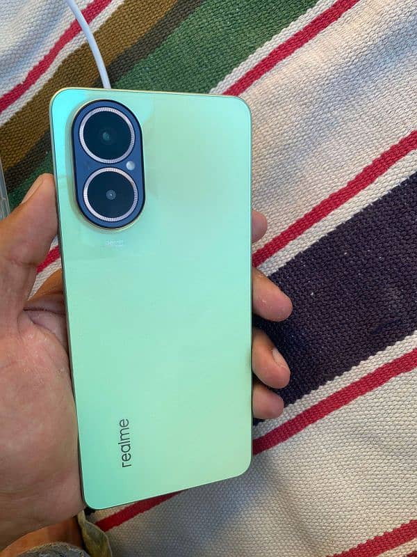 realme c67 8/128 0