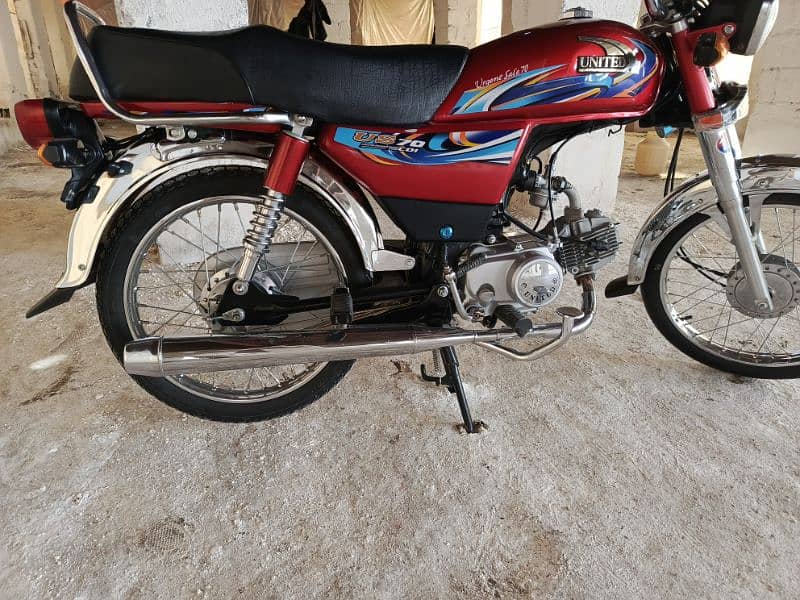 united 70cc 3