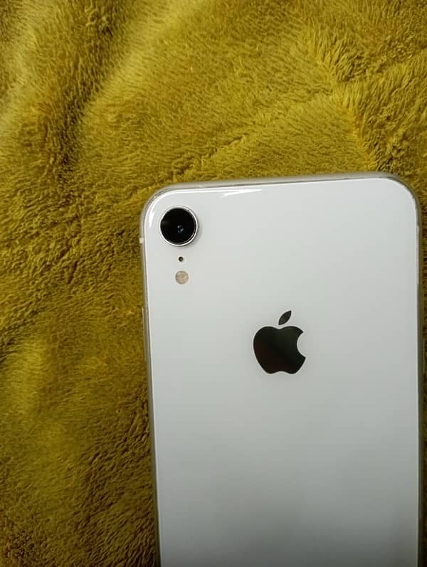 iPhone XR 64gb 2