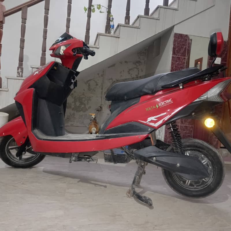 Jolta Electric Scooty 5