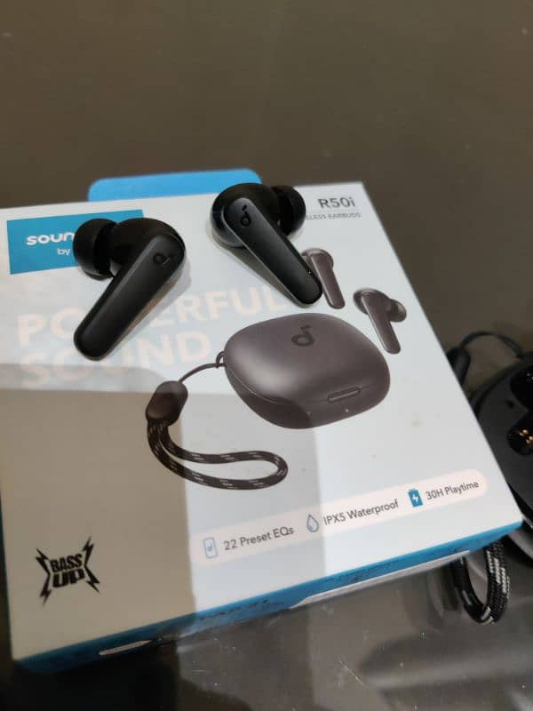 Anker Soundcore R50i Earphones | 10/10 condition 2