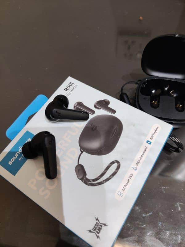 Anker Soundcore R50i Earphones | 10/10 condition 3