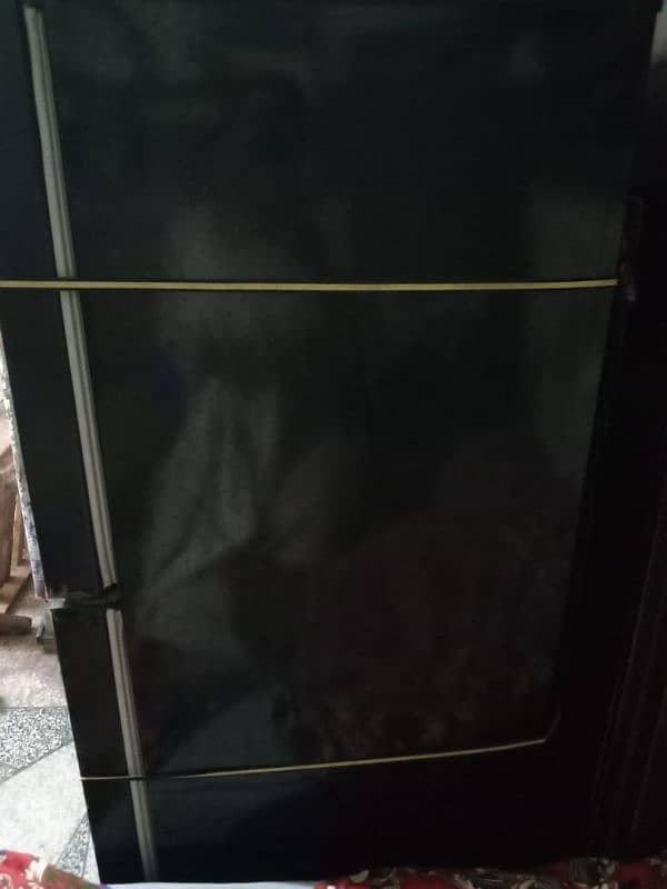 PEL refrigerator black glass door (model pmi) 1