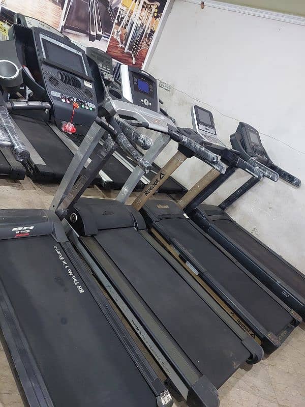 Treadmill / Running Machine / walking machine / jogging machine 13