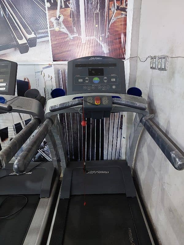 Treadmill / Running Machine / walking machine / jogging machine 15