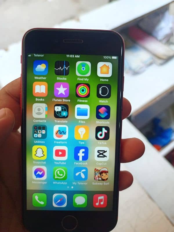 IPHONE 8 PTA  64 GB 1