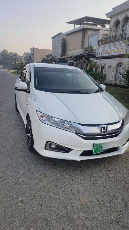 Honda Grace Hybrid 2015 1