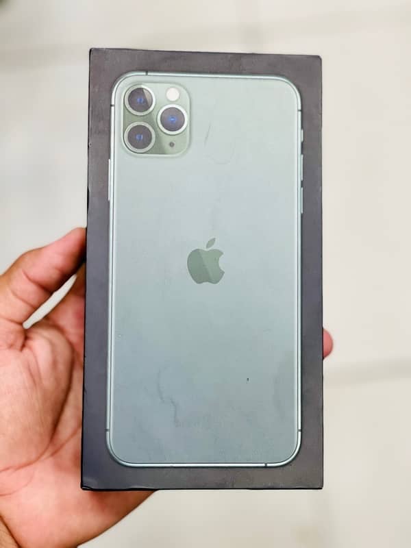 iphone 11 pro max midnight green 256 PTA 8