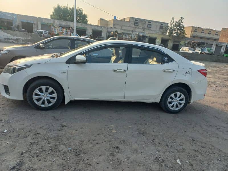 Toyota Corolla XLI 2015 11