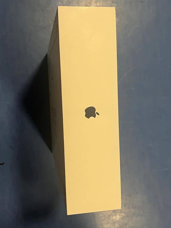 M3 macbook air 16gb 512gb box packed 3