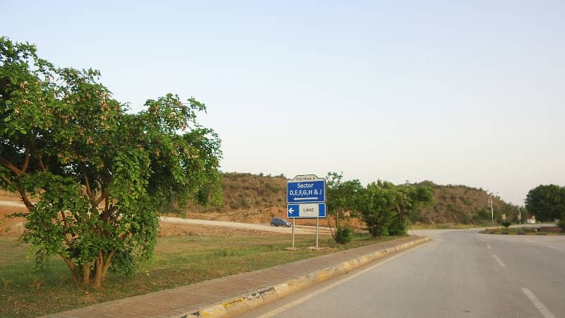 Affordable Residential Plot Available For sale In DHA Defence Phase 3 5