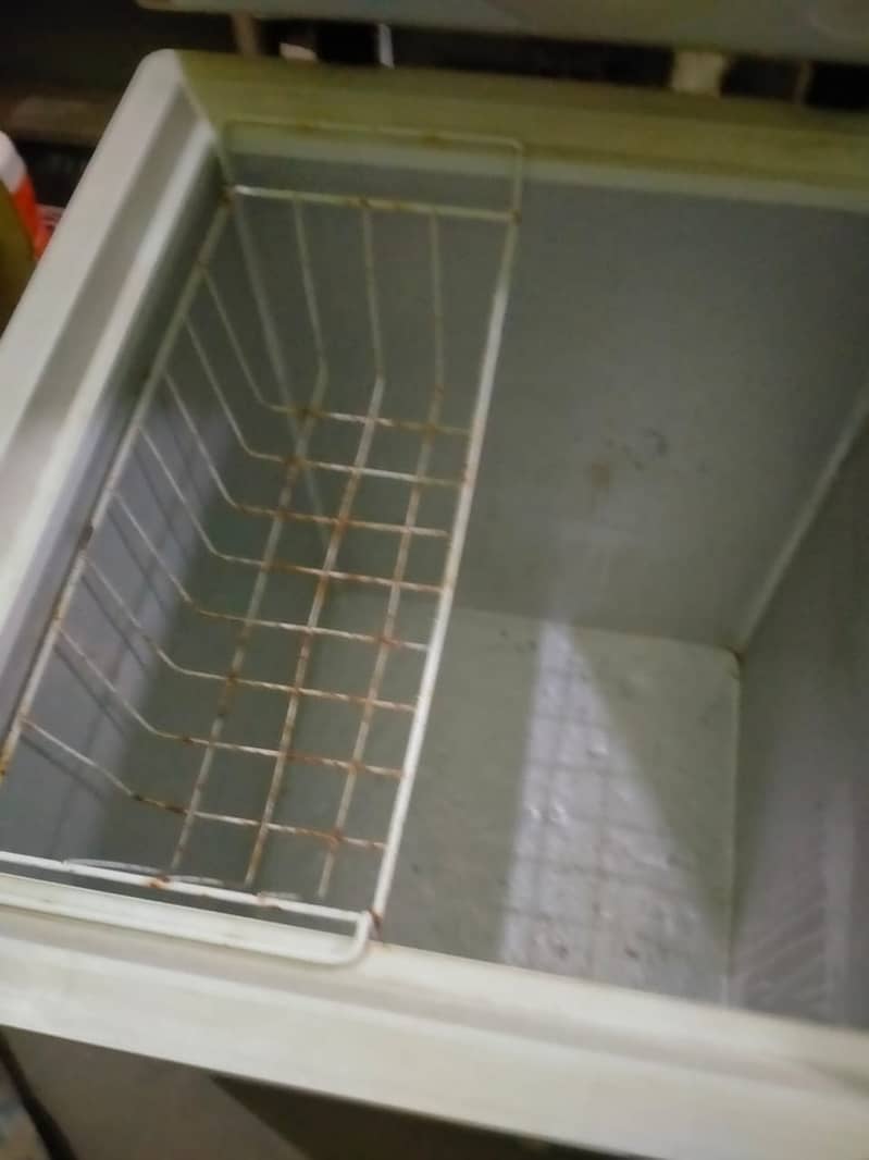 Haier Chest Freezer for Sale 7