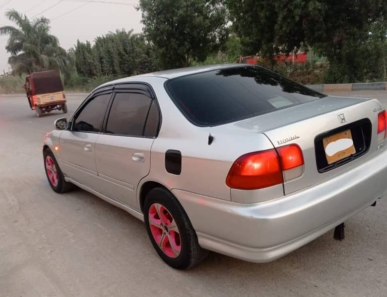 Honda Civic VTi 1996 3