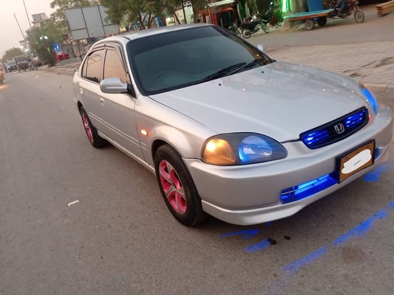 Honda Civic VTi 1996 4