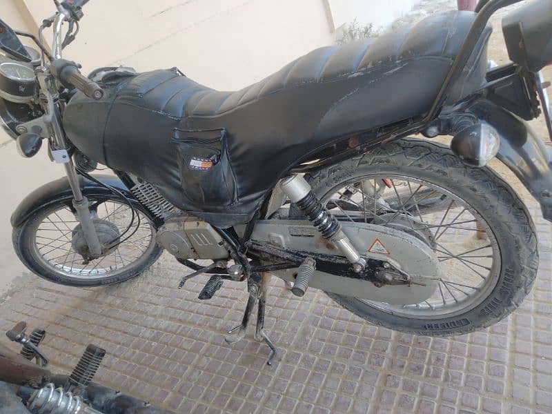 Suzuki 150 Ready to sale 1 hand used Good Genuine Condition 5