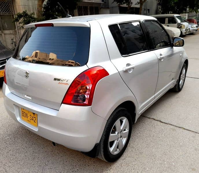 Suzuki Swift 2015 2