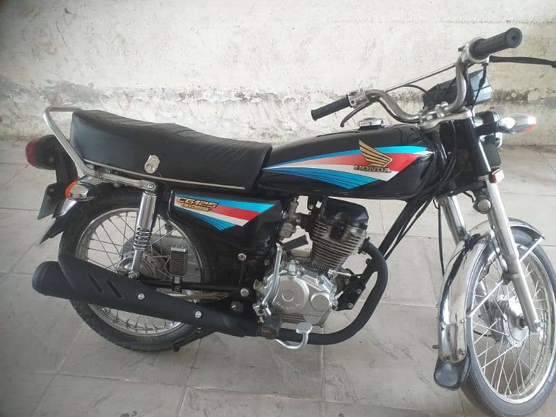 Honda 125 2004 Model 3