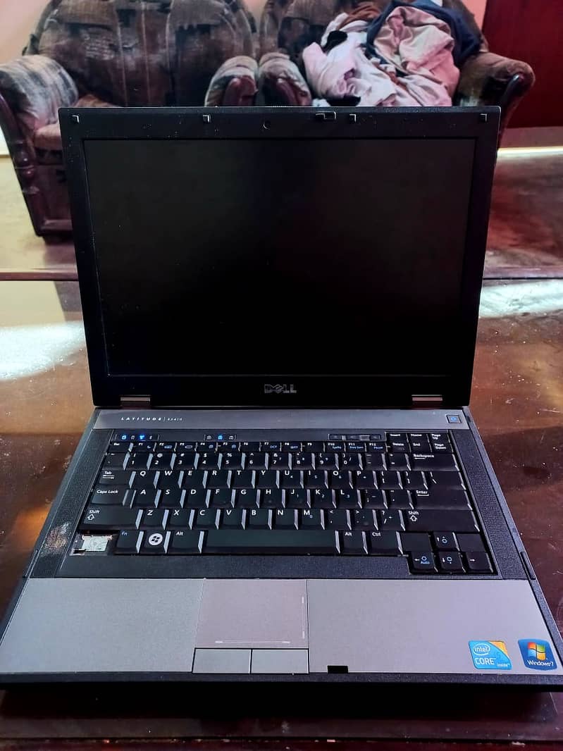 Dell laptop core i5 2nd generation SSD installed read description 5