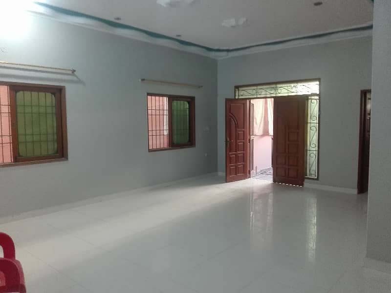 three bed dd tile flooring portion available for rent in johar 5