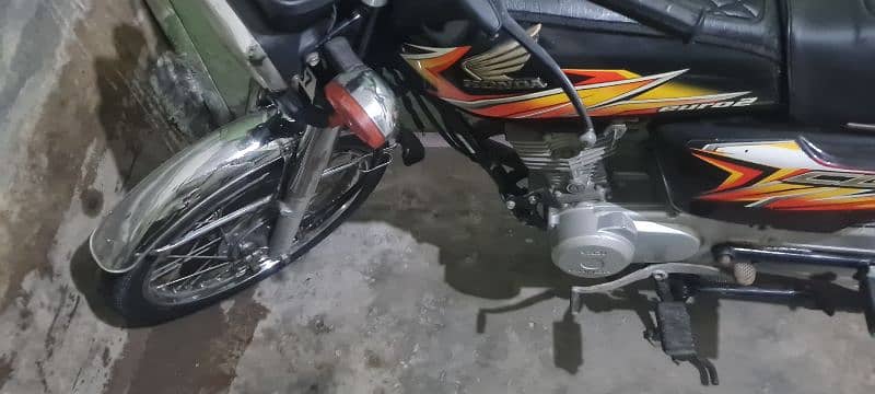 honda 125 2021 achi condition h koi be kam ni hony wala 0