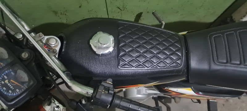 honda 125 2021 achi condition h koi be kam ni hony wala 2