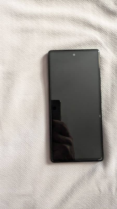 Google Pixel 6 Factory Unlocked in good condition 1