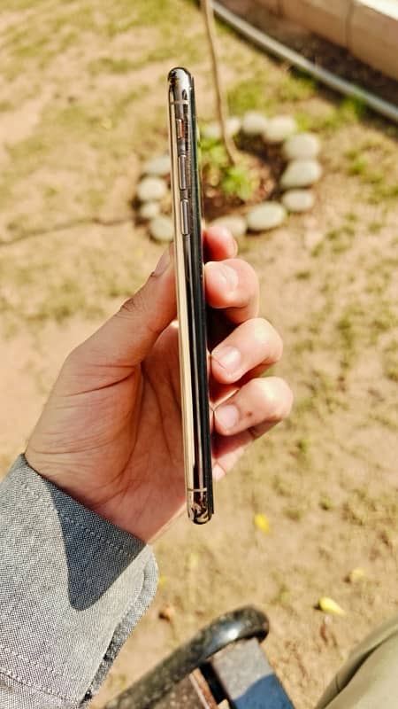 iphone Xs Non PTA 5