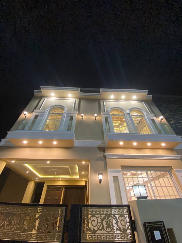 5 Marla Fully Luxury Near Park House With 3 Master Bed For Sale in DHA Rahbar, Block K, Lahore. 0