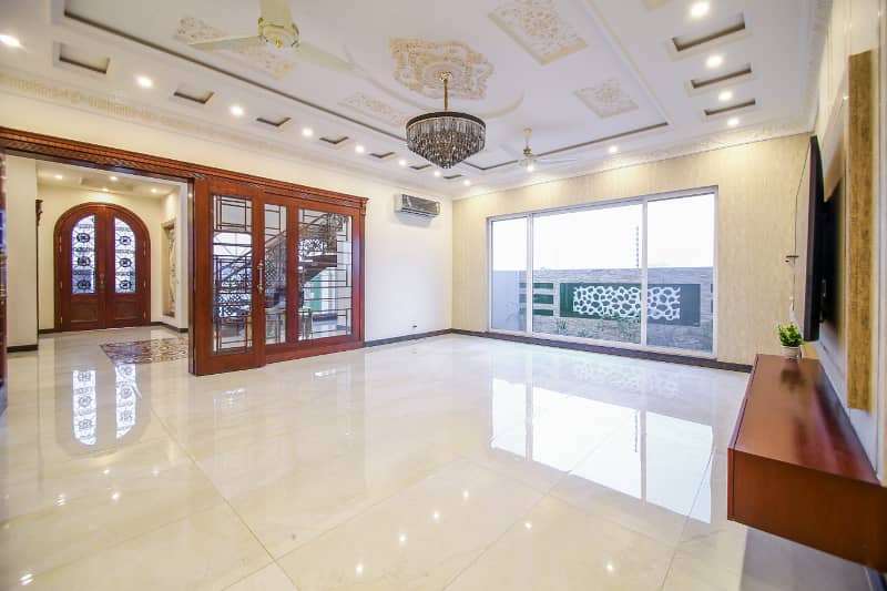 6.5 MARLA BRAND NEW CORNER BEAUTIFULL LUXURY SPANISH DESIGN HOUSE AVAILABLE FOR SALE IN DHA PHASE 9 TOWN BLOCK A 21