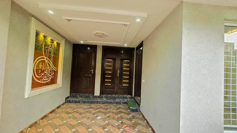 5 Marla House for Sale in Paragon City Block woods 1