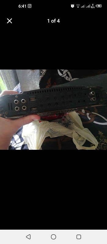 Amplifier is very good condition 2