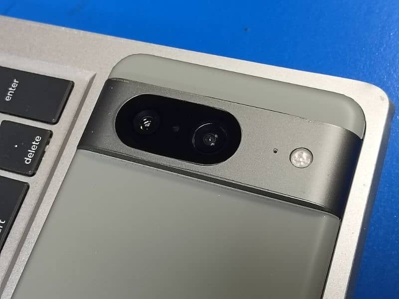 Pixel 8 - Non PTA - Factory Unlocked 1