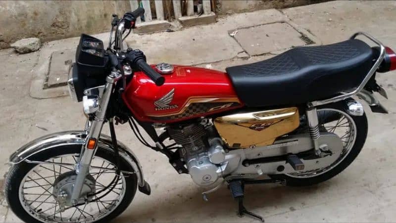 Honda 125 urgent 3