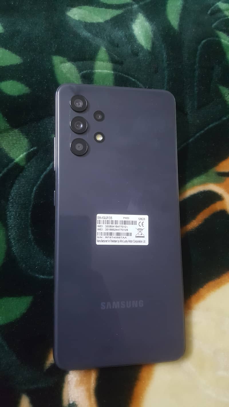 samsung A32 6. . . 128 10 by 10 condition 2