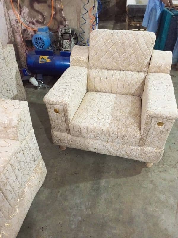 7 seater sofa set 0