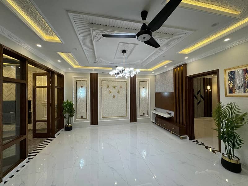 10 MARLA BEAUTIFUL HOUSE FOR SALE IN OVERSEAS A BLOCK BAHRIA TOWN LAHORE 4