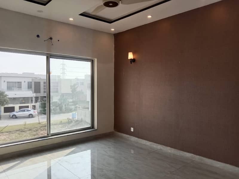 10 Marla 5 Bed House With Basement In Phase 8 Eden City Direct Approach To Ring Road And Allama Iqbal Air Port 13