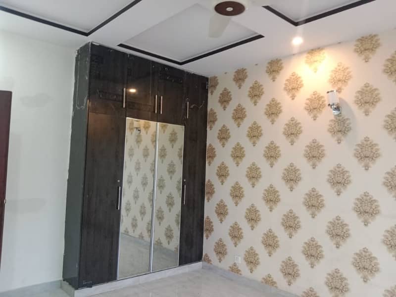 10 Marla 5 Bed House With Basement In Phase 8 Eden City Direct Approach To Ring Road And Allama Iqbal Air Port 17