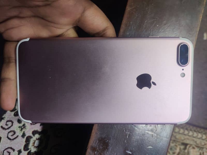 iphone 7 Plus Rose Gold 1