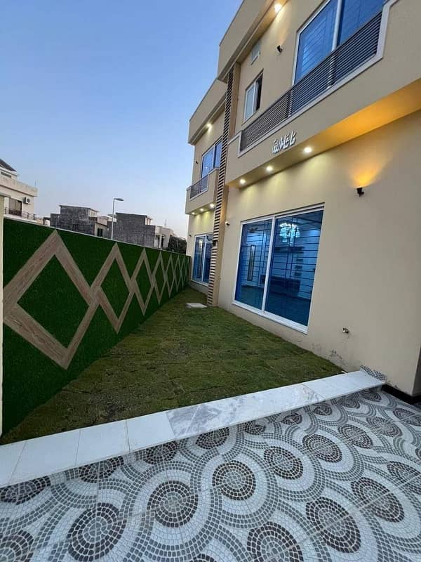 Bahria Town Phase 8, 14 Marla Designer House Available 1