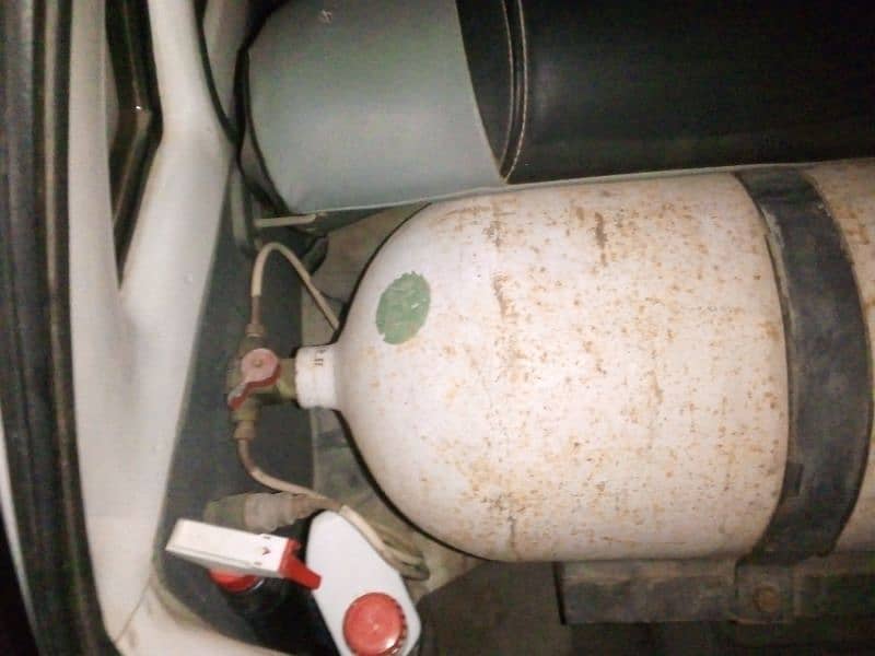 CNG cylinder with kit 0