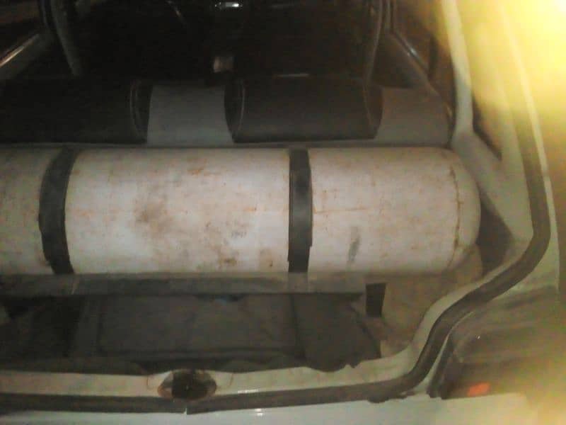 CNG cylinder with kit 1