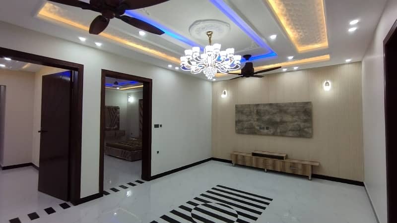 10 Marla House For Sale In Bismillah Housing scheme Manawan Lahore House located in Hussain Block 10 Marla 50 feet road House for sale 16