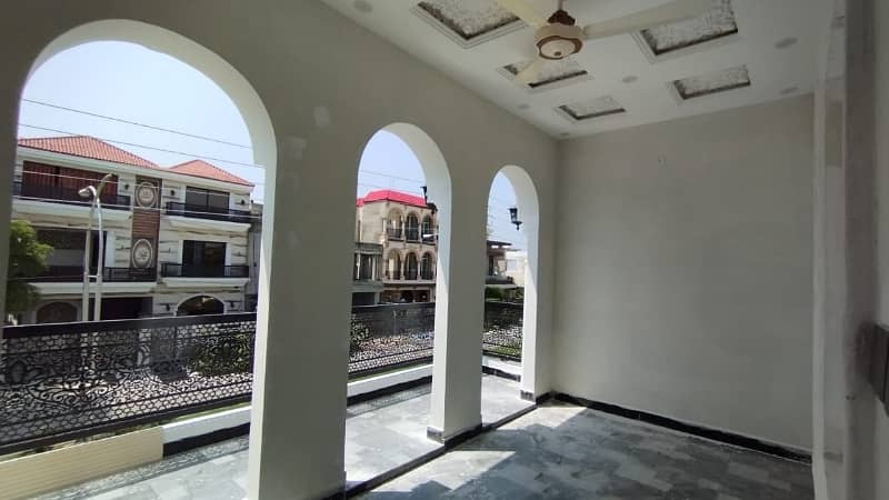 10 Marla House For Sale In Bismillah Housing scheme Manawan Lahore House located in Hussain Block 10 Marla 50 feet road House for sale 20