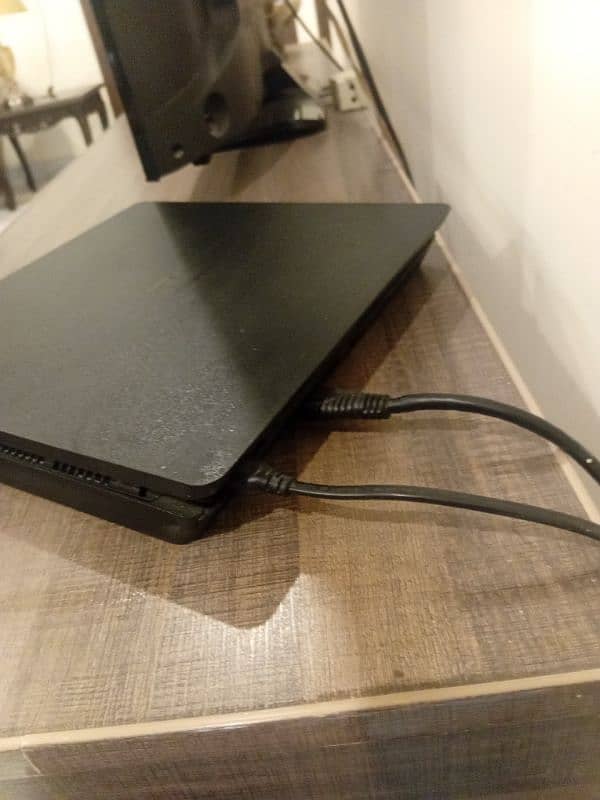 ps4 slim 1 tb 4